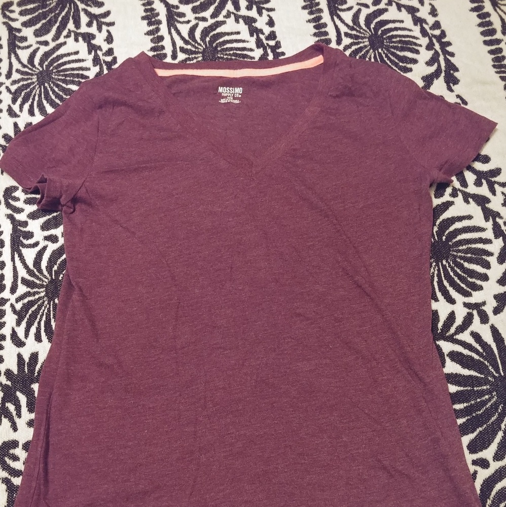 V neck tee